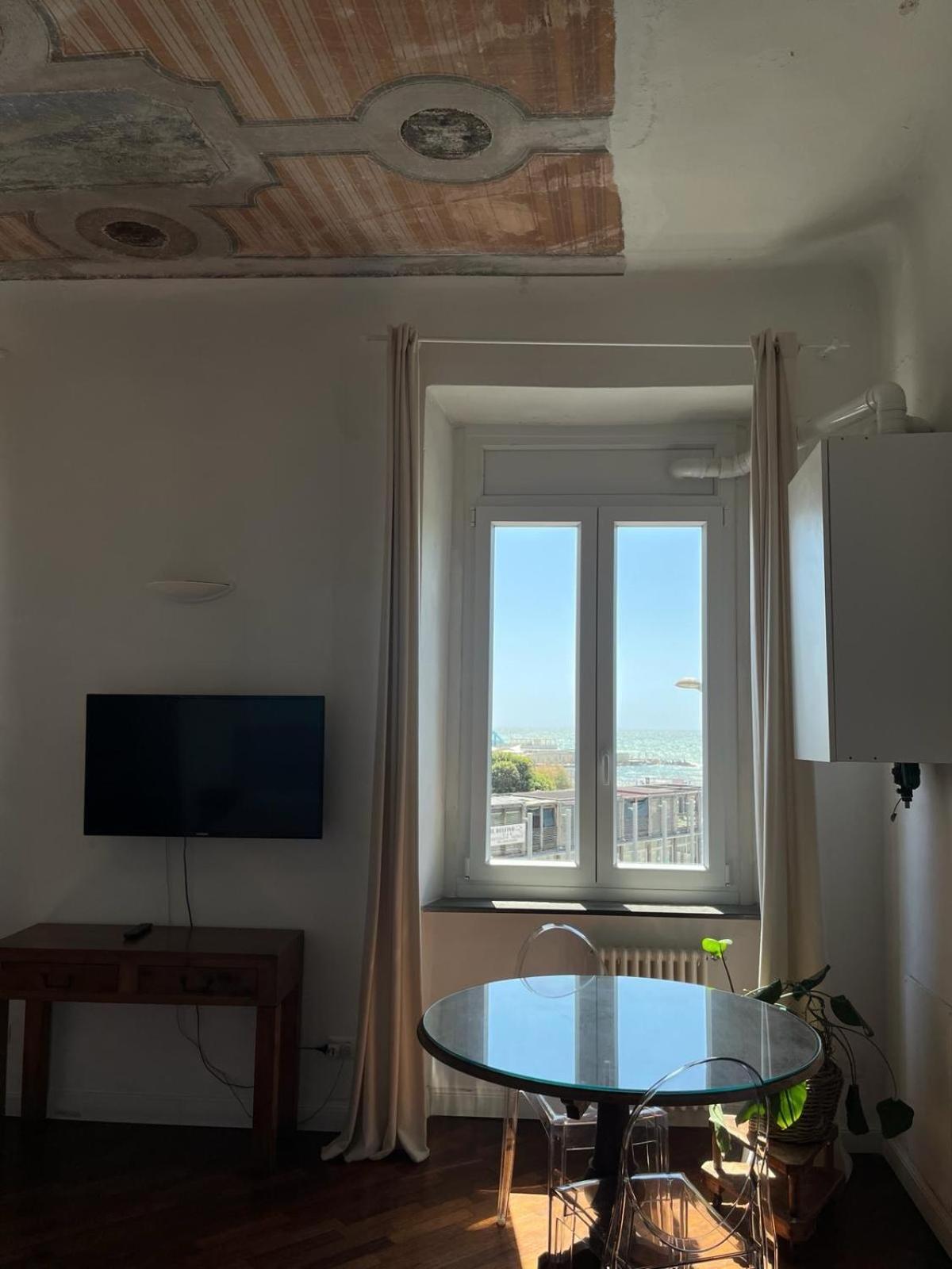 The Sunshine Loft Apartment Livorno Ruang foto